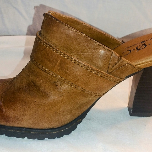 Boc Brown Concepts Brown Leather Buckle Accent High Heel Boot Shape Mules Size 6 - Picture 5 of 15